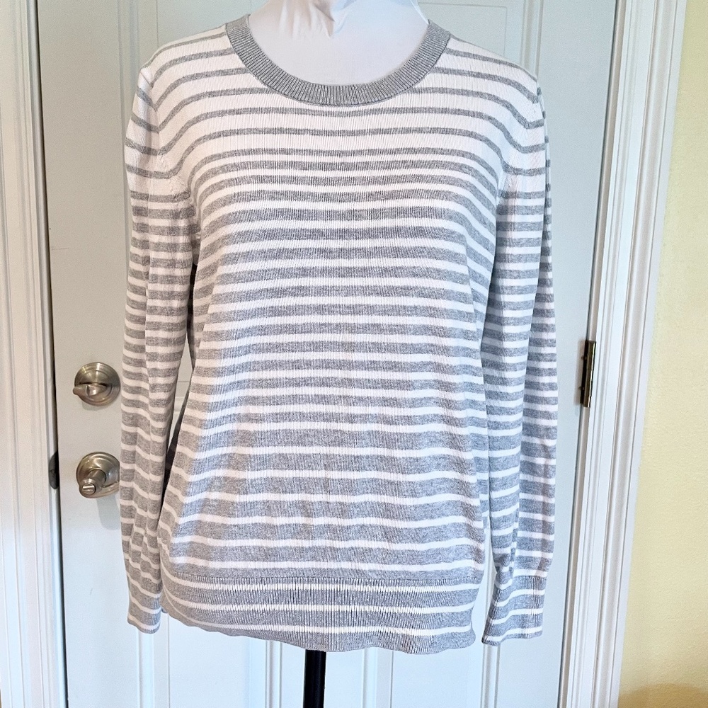 Banana Republic Gray and White Striped Sweater